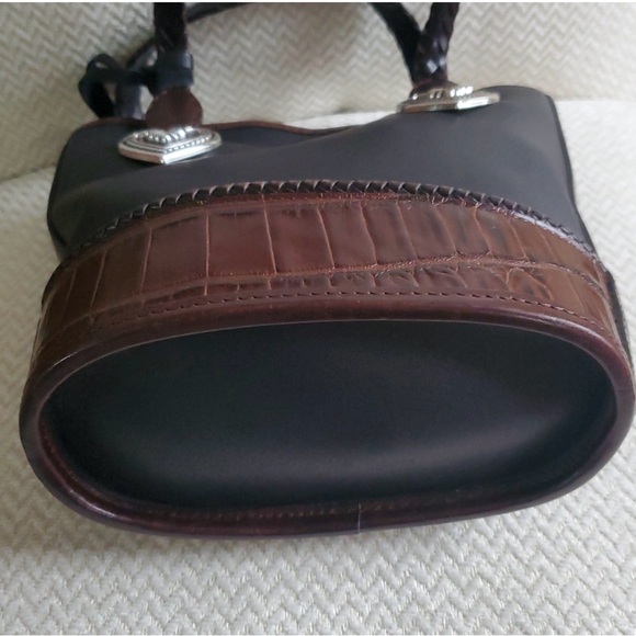 Brighton Leather Bucket Bag - Picture 4 of 12